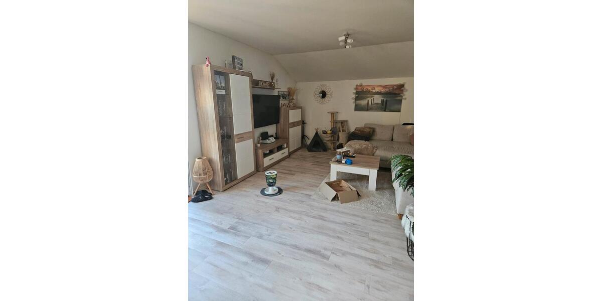 Etagenwohnung Uetersen - 2 Zimmer, 92 m&sup2;, 1.015&euro; | Angebot:26161538