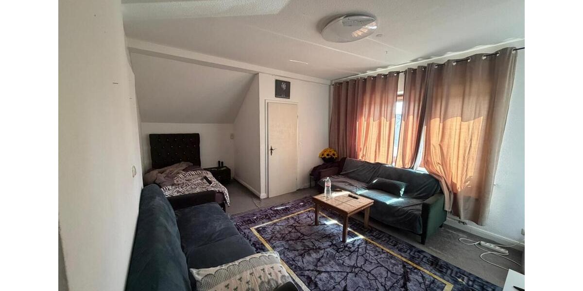 Dachgeschoßwohnung Schenefeld - 2 Zimmer, 52 m&sup2;, 936&euro; | Angebot:26021604