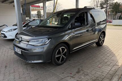 VW Caddy 45.639 km 25.990 &euro; Hamburg 22459