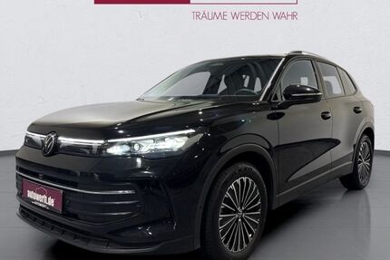 VW Tiguan 23.951 km 33.999 &euro; Ahrensburg 22926