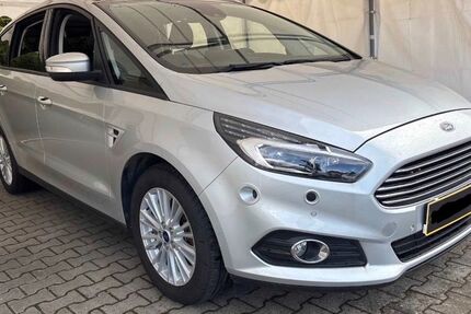 Ford S-Max 95.000 km 9.990 &euro; hamburg 22047
