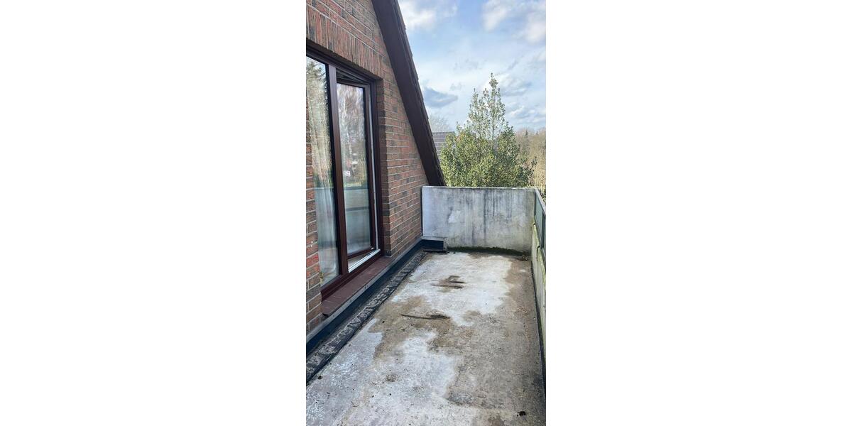 Dachgeschoßwohnung Hamburg Wandsbek - 3 Zimmer, 97 m&sup2;, 1.880&euro; | Angebot:26123441