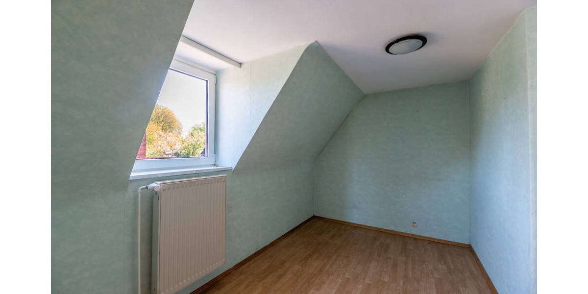 Doppelhaushälfte Tornesch - 3 Zimmer, 95 m&sup2;, 185.000&euro; | Angebot:26501648