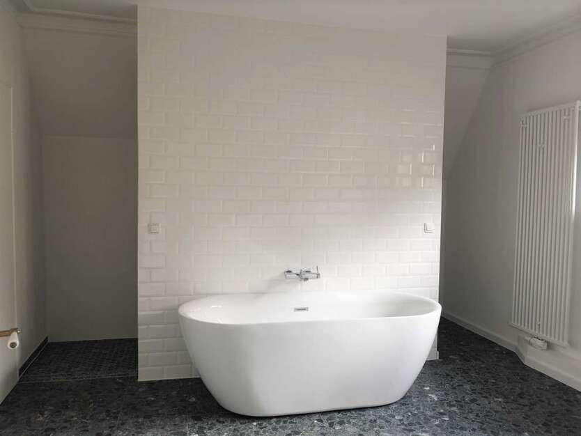 Haus zum Mieten in Hamburg 2.600 € 200 m²