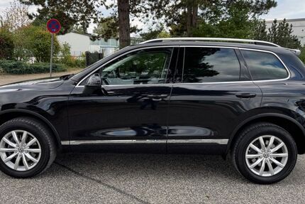 VW Touareg 164.575 km 17.990 € Barsbüttel 22885