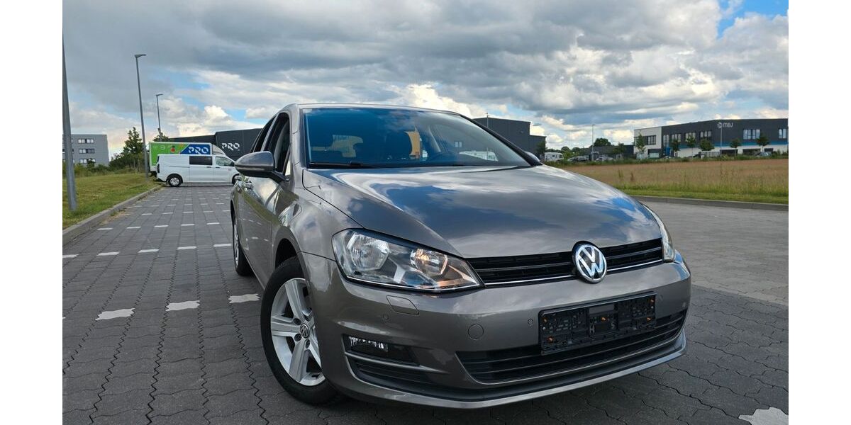 VW Golf 110.000 km 9.990 &euro; Ahrensburg 22926