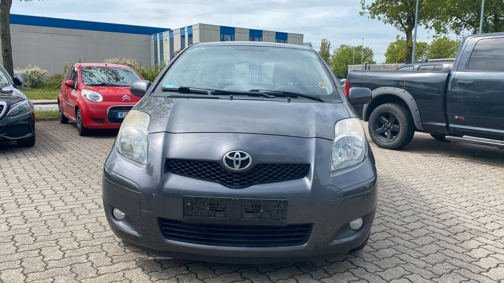 Toyota Yaris 160.000 km 2.300 &euro; Henstedt Ulzburg 24558