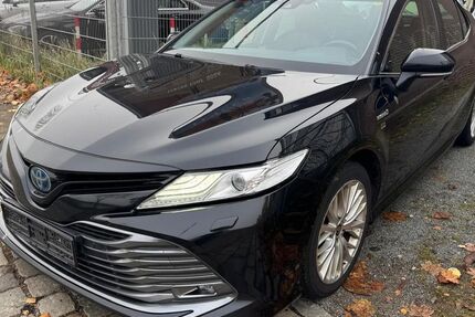 Toyota Camry 267.500 km 15.600 &euro; Hamburg 22113