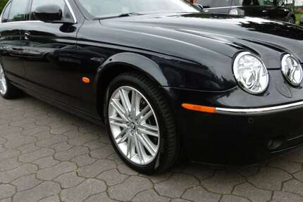 Jaguar S-Type 136.643 km 7.800 € Hamburg 22459