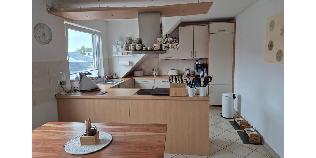 Anfragen-Stopp:Zentrale und helle 4,5 Zimmer-Wohnung zu vermieten 4.5 zimmer