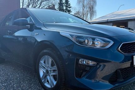 Kia ceed / Ceed 46.631 km 17.890 &euro; Hamburg 22179