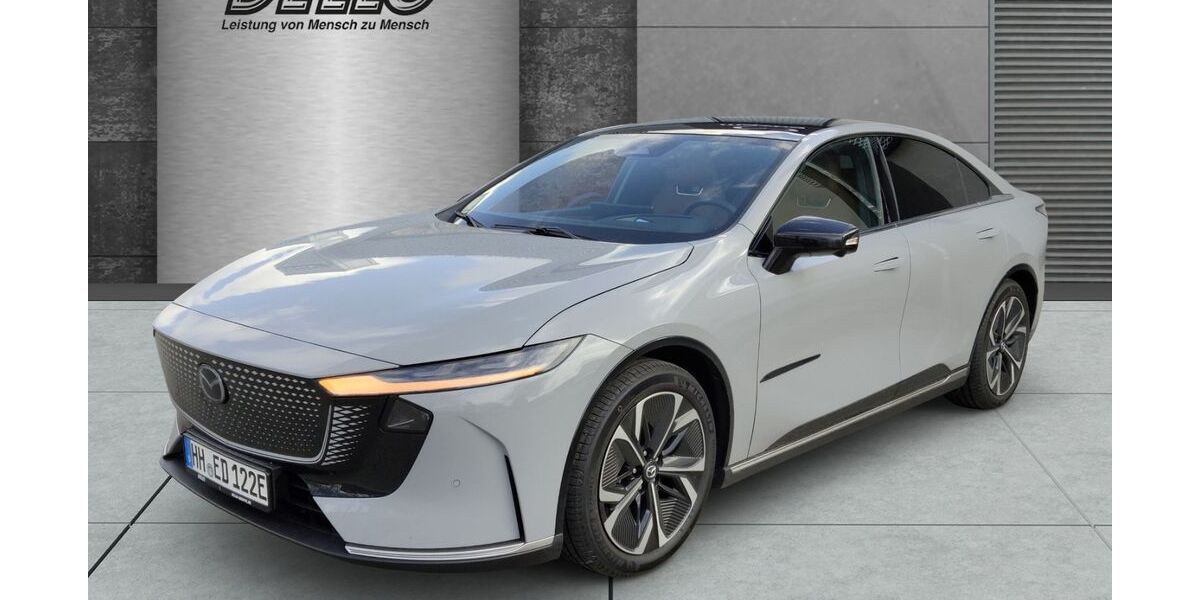 Mazda 6e 3.990 km 38.880 &euro; Hamburg 21079