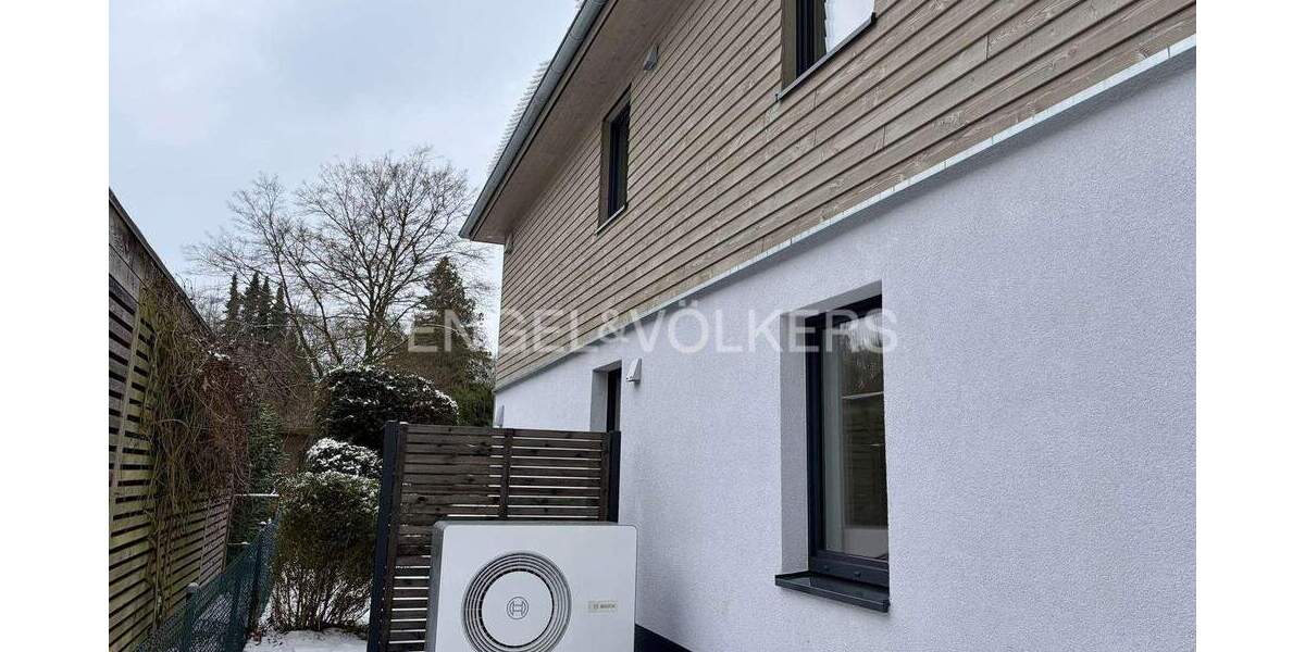 Etagenwohnung Ahrensburg - 3 Zimmer, 118 m&sup2;, 2.450&euro; | Angebot:24796156