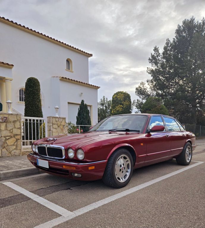 XJ