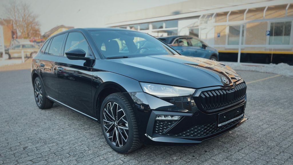 Skoda Scala 15.750 km 24.880 &euro; Bargteheide 22941