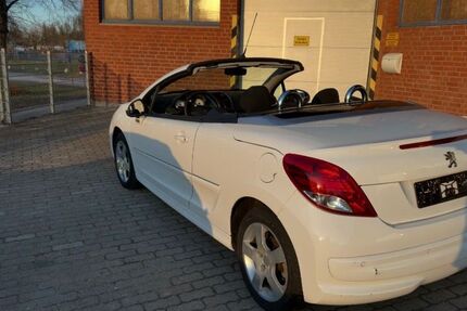 Peugeot 207 244.000 km 2.490 &euro; Hamburg 21031