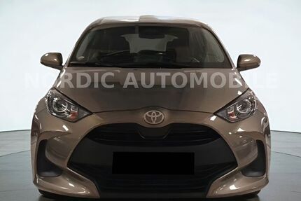 Toyota Yaris 14.610 km 20.900 &euro; Hamburg 22179