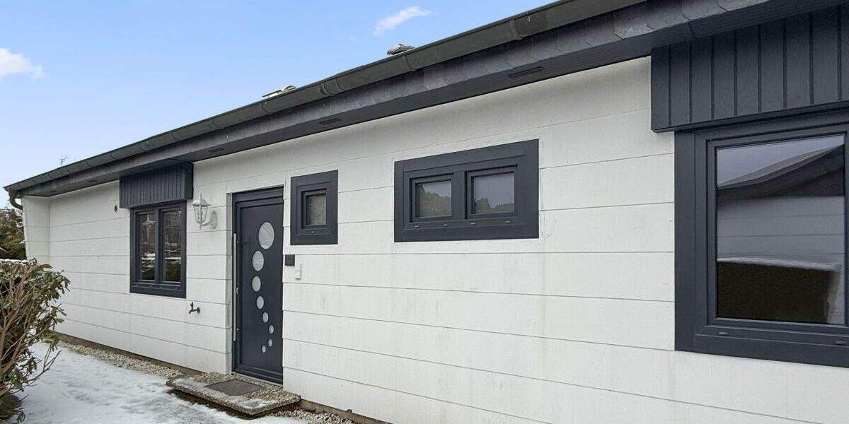 Bungalow Schleswig-Holstein Tangstedt - 4 Zimmer, 101 m&sup2;, 1.550&euro; | Angebot:24776303