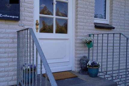 Modernisierte Doppelhaushälfte (Niedrigenergiehaus) in ruhiger Lage in Buxtehude Süd 4 zimmer