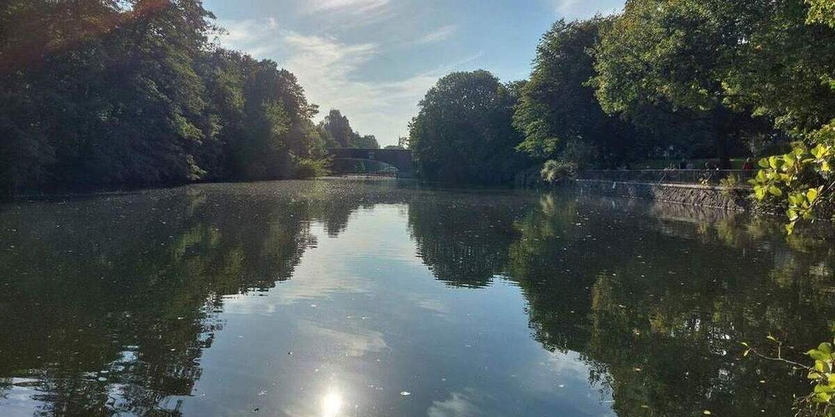 Erstbezug nach Sanierung - Wohnen am Wasser: Idylle trifft Großstadt 2 zimmer