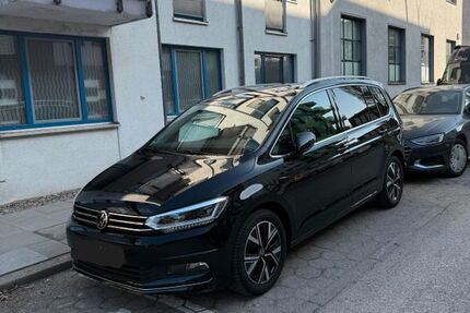 VW Touran 60.000 km 26.890 &euro; Hamburg 22041