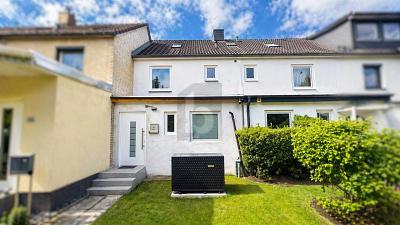 FRISCH SANIERTES FAMILIENGLÜCK - Reihenmittelhaus Hamburg Farmsen-Berne Berne | Angebot:26326764