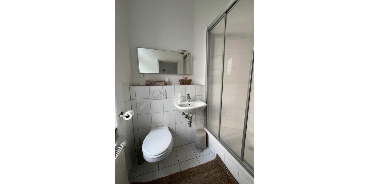 Etagenwohnung Hamburg Winterhude - 1 Zimmer, 8 m&sup2;, 150&euro; | Angebot:26687005