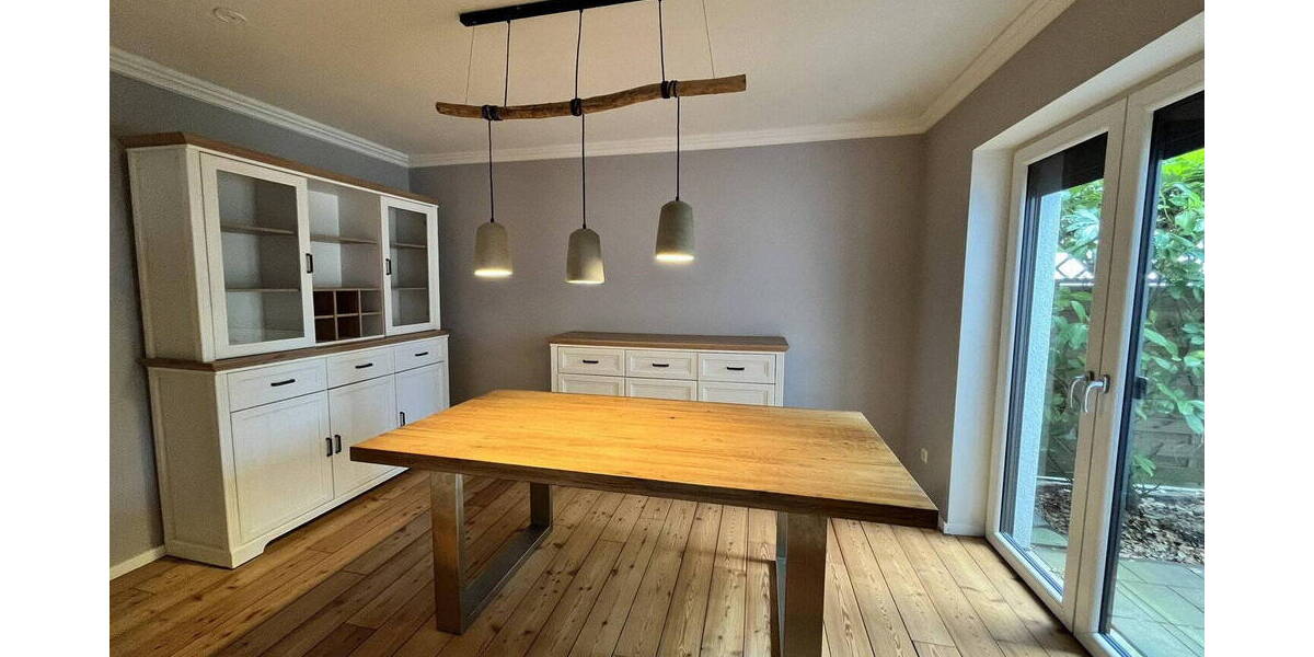 Doppelhaushälfte Hamburg Sasel - 7 Zimmer, 135 m&sup2;, 3.300&euro; | Angebot:26275113