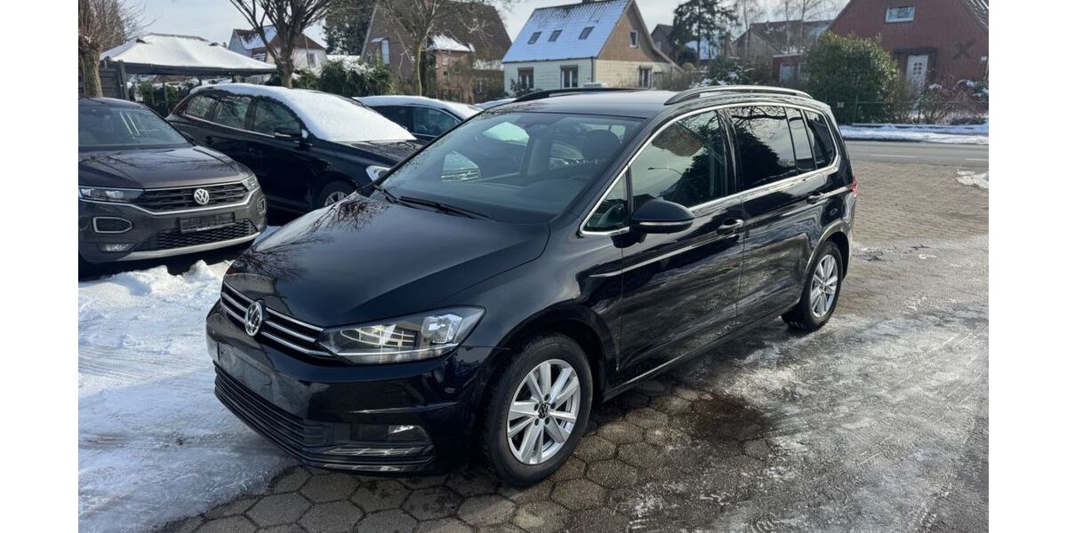 VW Touran 210.000 km 11.990 &euro; Stelle 21435