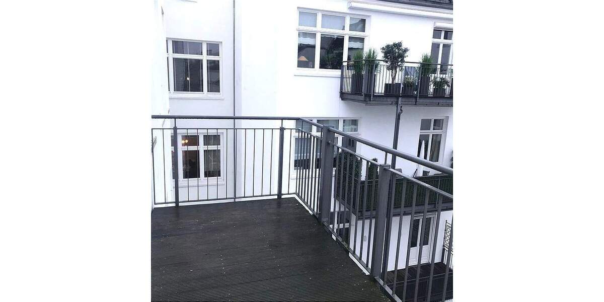 Etagenwohnung Hamburg Rotherbaum - 3 Zimmer, 117 m&sup2;, 2.804&euro; | Angebot:24992576