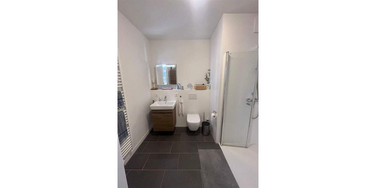 Etagenwohnung Rellingen - 3 Zimmer, 75 m&sup2;, 1.485&euro; | Angebot:25278201