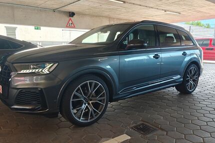 Audi Q7 89.000 km 49.990 &euro; Hamburg 22047