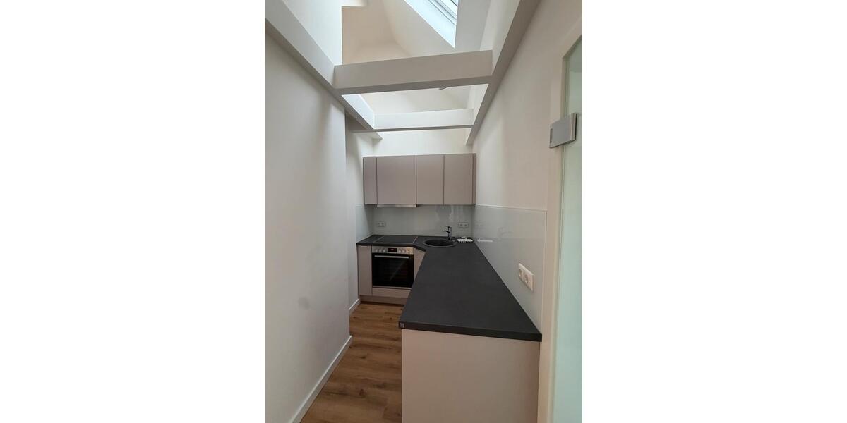 Dachgeschoßwohnung Hamburg Sternschanze - 1 Zimmer, 45 m&sup2;, 1.350&euro; | Angebot:26026001