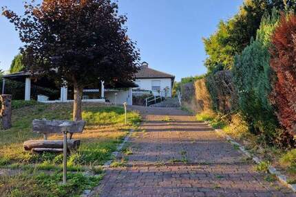 Einfamilienhaus mit zusätzlichem Bauplatz in Sottorf (Rosengarten) 3 zimmer