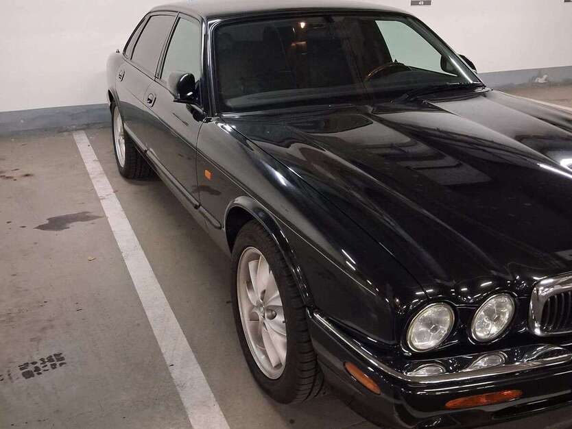 Jaguar XJ 105.000 km 13.500 € Henstedt-Ulzburg 24558
