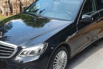 Mercedes-Benz 220 383.000 km 8.499 &euro; Jesteburg 21266