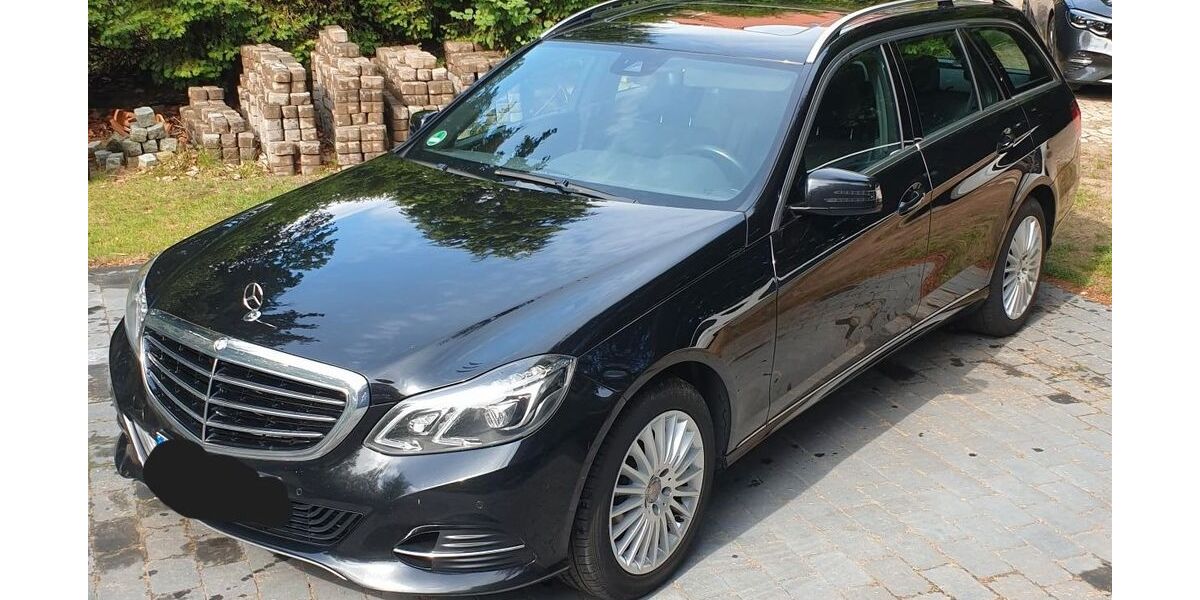 Mercedes-Benz 220 383.000 km 8.499 &euro; Jesteburg 21266