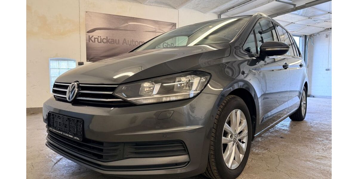VW Touran 187.615 km 12.490 &euro; Seeth Ekholt 25337
