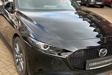 Mazda 3 31.070 km 21.950 &euro; Hamburg 21033