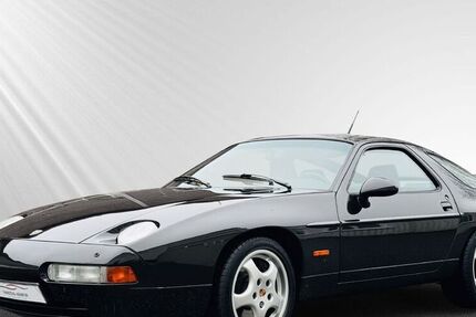 Porsche 928