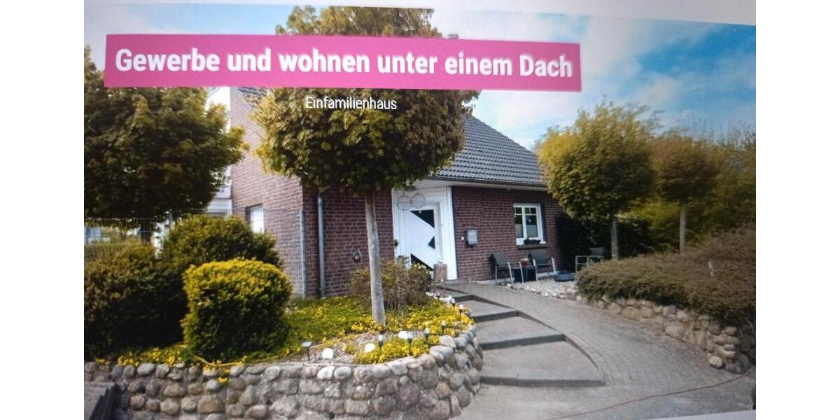 Einfamilienhaus,hell, modern mit Halle 4 zimmer