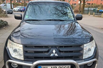 Mitsubishi Pajero 135.000 km 16.750 &euro; Ahrensburg 22926