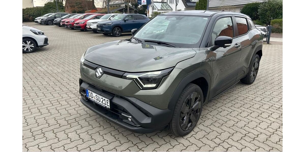 Suzuki e Vitara 2.350 km 37.990 &euro; Braak 22145