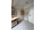 Helle Dachgeschoßwohnung mit Südbalkon plus 60m² Stauraum
