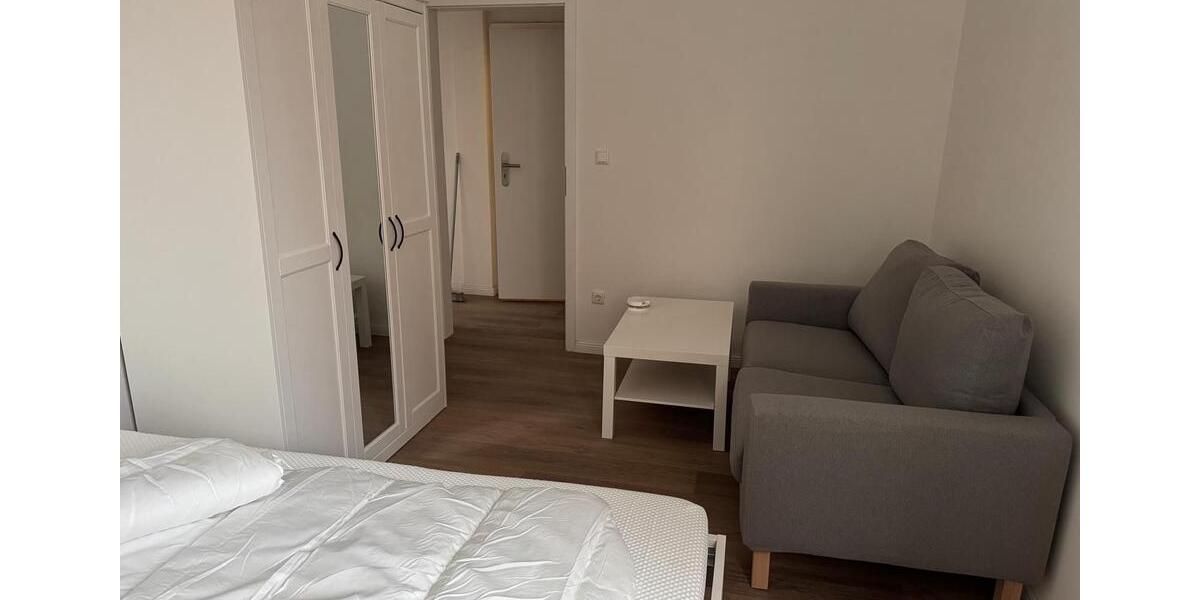 Etagenwohnung Hamburg Altstadt - 3 Zimmer, 90 m&sup2;, 750&euro; | Angebot:24982847