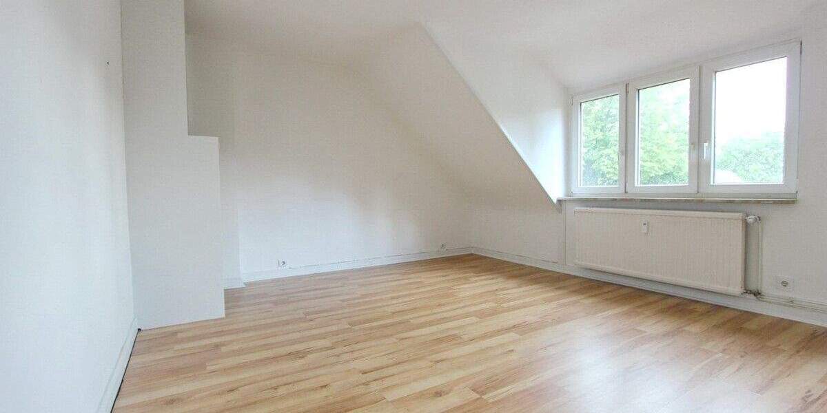 Mehrfamilienhaus, Wohnhaus Hamburg Fuhlsbüttel - 8 Zimmer, 699.000&euro; | Angebot:25743555