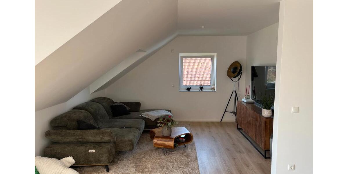 Dachgeschoßwohnung Seevetal Holtorfsloh - 2 Zimmer, 82 m&sup2;, 1.270&euro; | Angebot:26322892