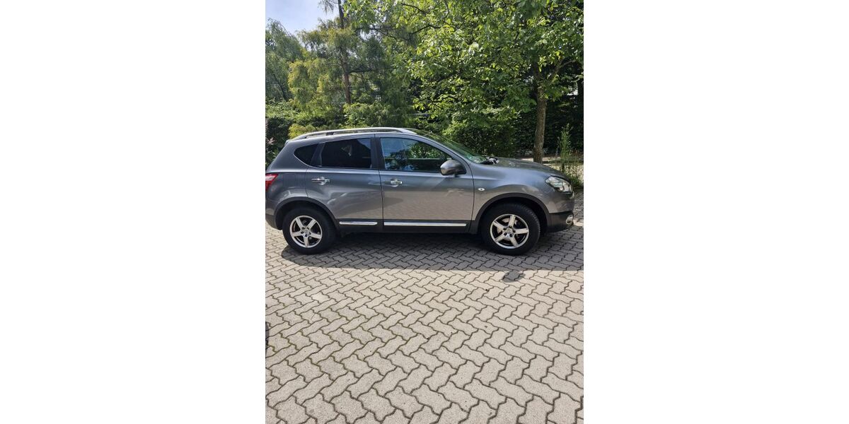 Nissan Qashqai 144.000 km 6.500 &euro; Hamburg 22559