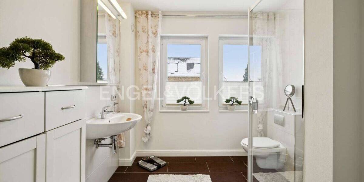 Einfamilienhaus Ahrensburg - 6 Zimmer, 200 m&sup2;, 995.000&euro; | Angebot:25930059