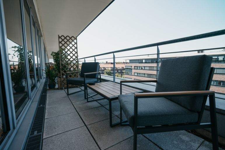 Therapieraum mit eigener Dachterrasse - zentrale Lage in Hamburg zimmer